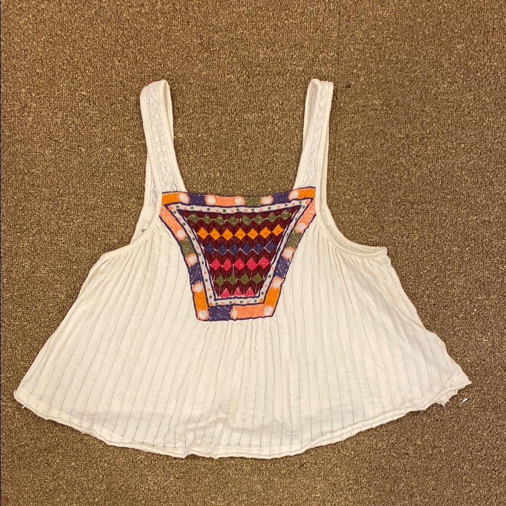 Urban Outfitters Womens Embroidered White Sleeveless Top Size Medium